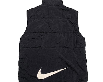 NIKE 90s 00s Y2K down vest black 刺繍 ロゴ 00s Nike ナイロンベスト 刺繍ロゴ ブラック 流線形 ドロー