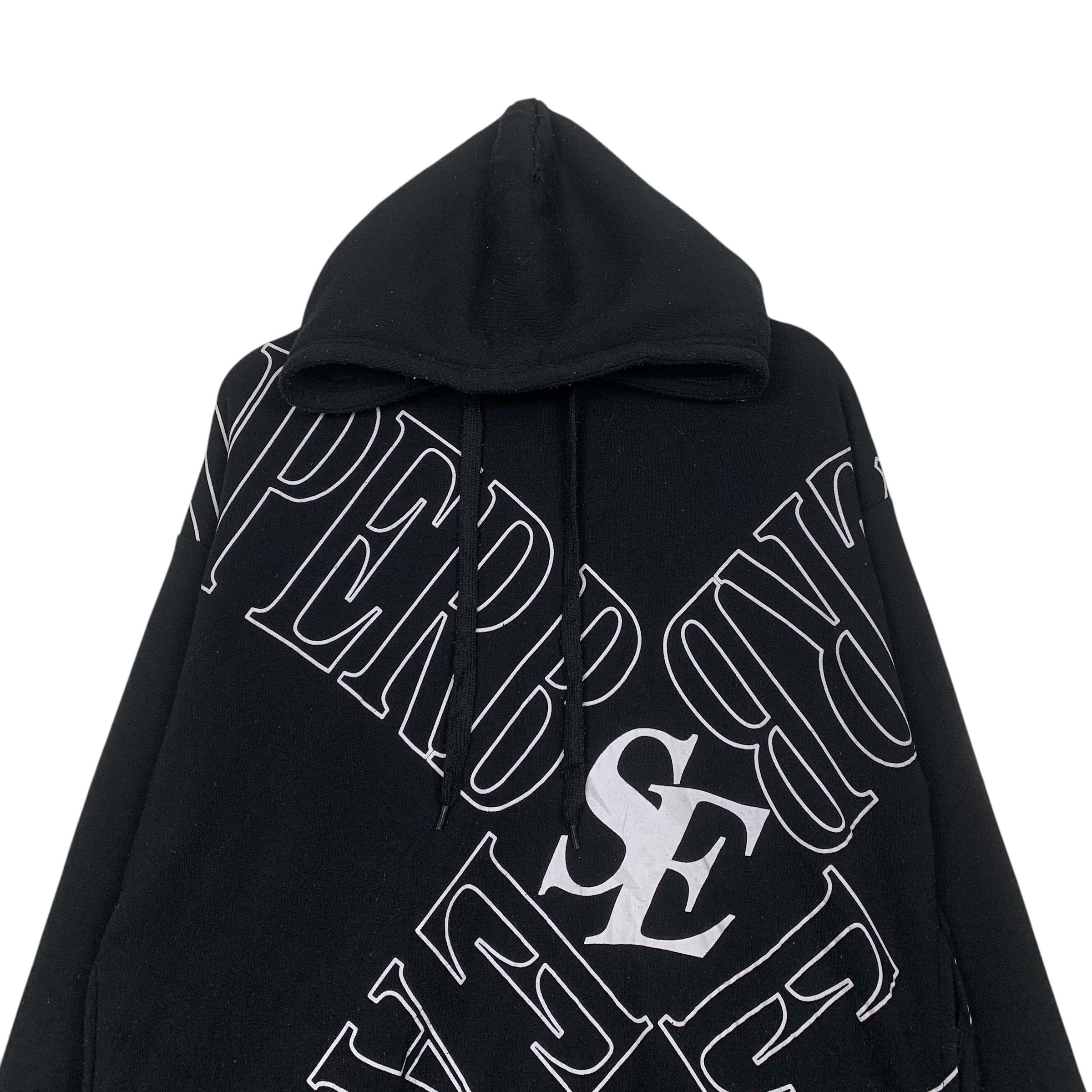 juemi MACCIU TYPO SWEAT ブラック juemi ジュエミ MACCIU TYPO SWEAT 【公式通販】