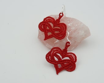 boucles d'oreilles coeur rouge en broderie FSL