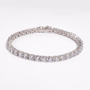 Dainty Cubic Zirconia Tennis Bracelet: 925 Sterling Silver, 7 Inch