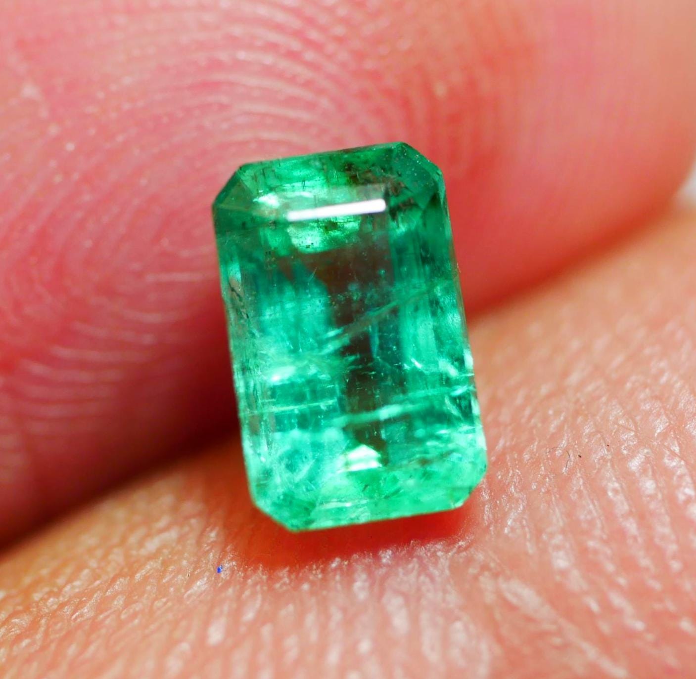 Émeraude Verte Naturelle De Zambie – 0,25 Carat, Gemme Brute Collection (S5.099)