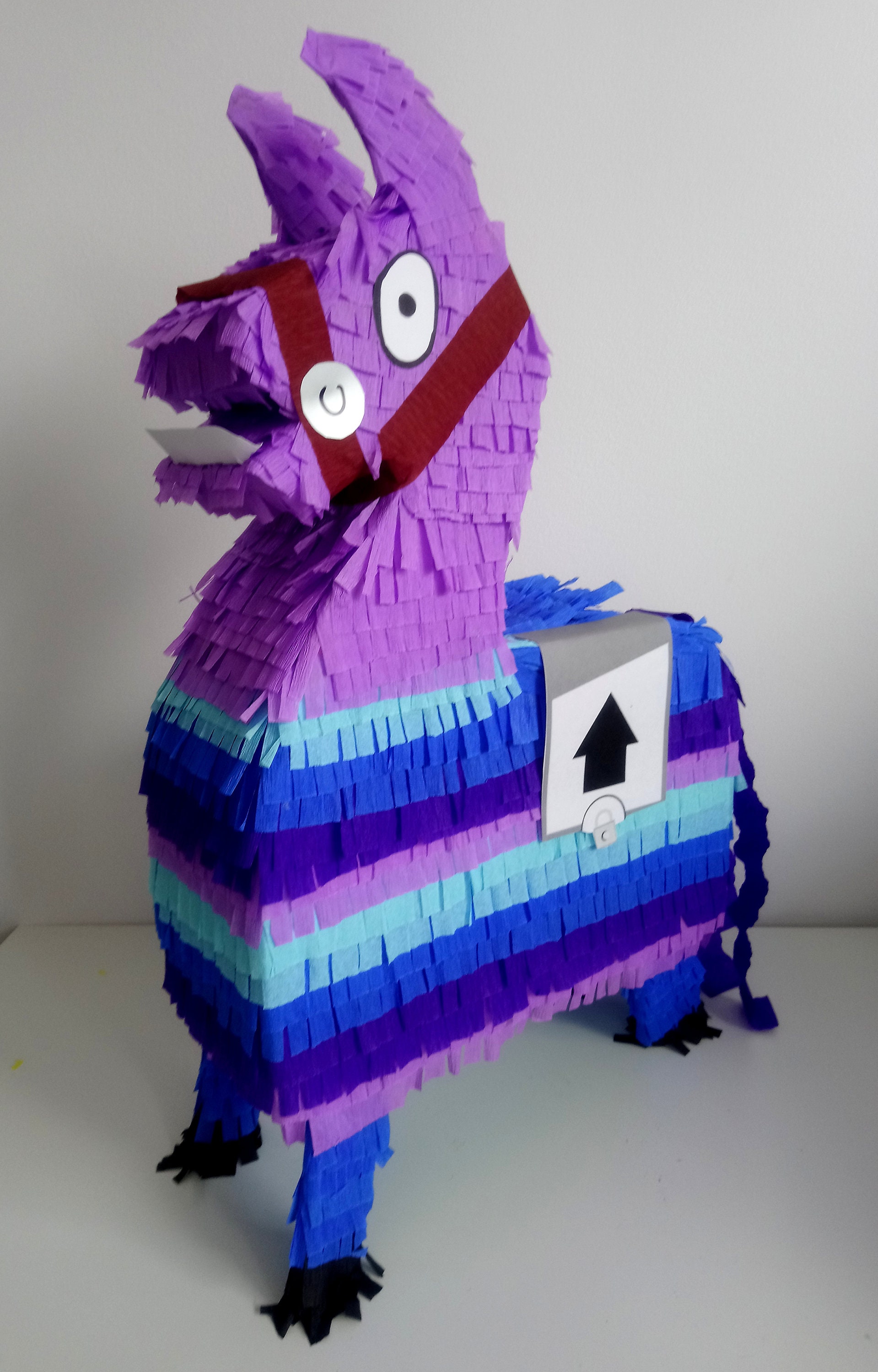 Llama Pinata / Fornite Piniata / Juego / Brithday Party / - Etsy España