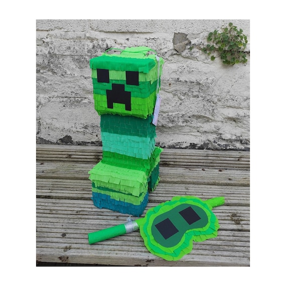 Girl's Minecraft Creeper Face Graphic Tee Green Apple X Large