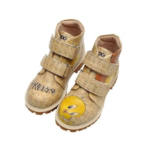 DOGO Boots for Kids, Tweety Boots, Boys and Girls Boots, Warner Bros, Printed Shoes, Hook and Lock Children Shoes, Hook and Loop Kids Shoes