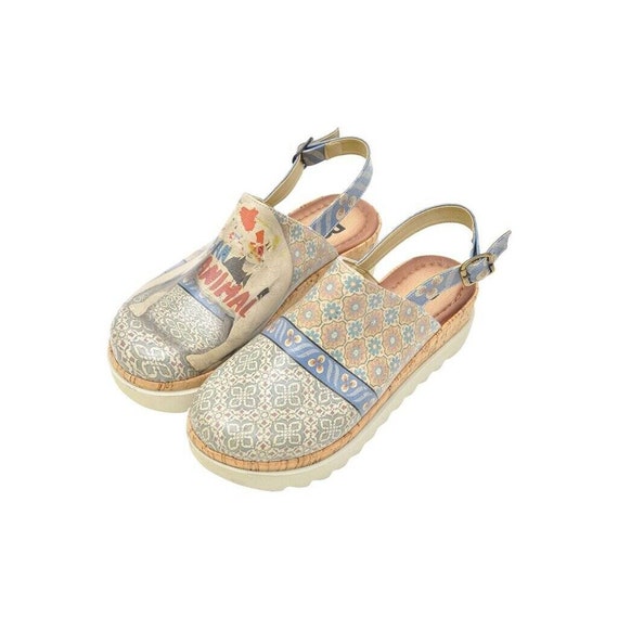 Akita sandals top