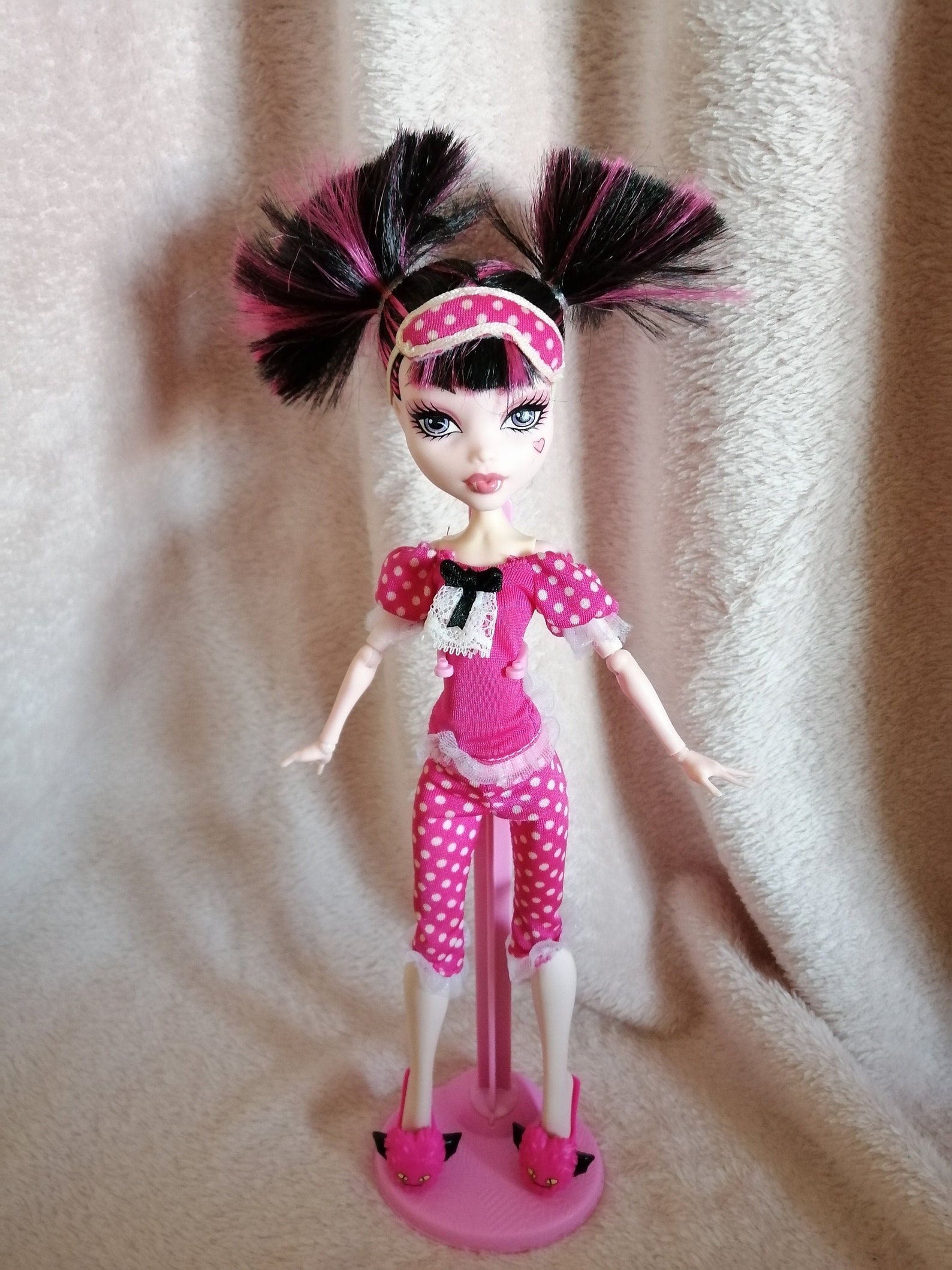 Monster High Doll Draculaura ''Dead Tired'' | Etsy