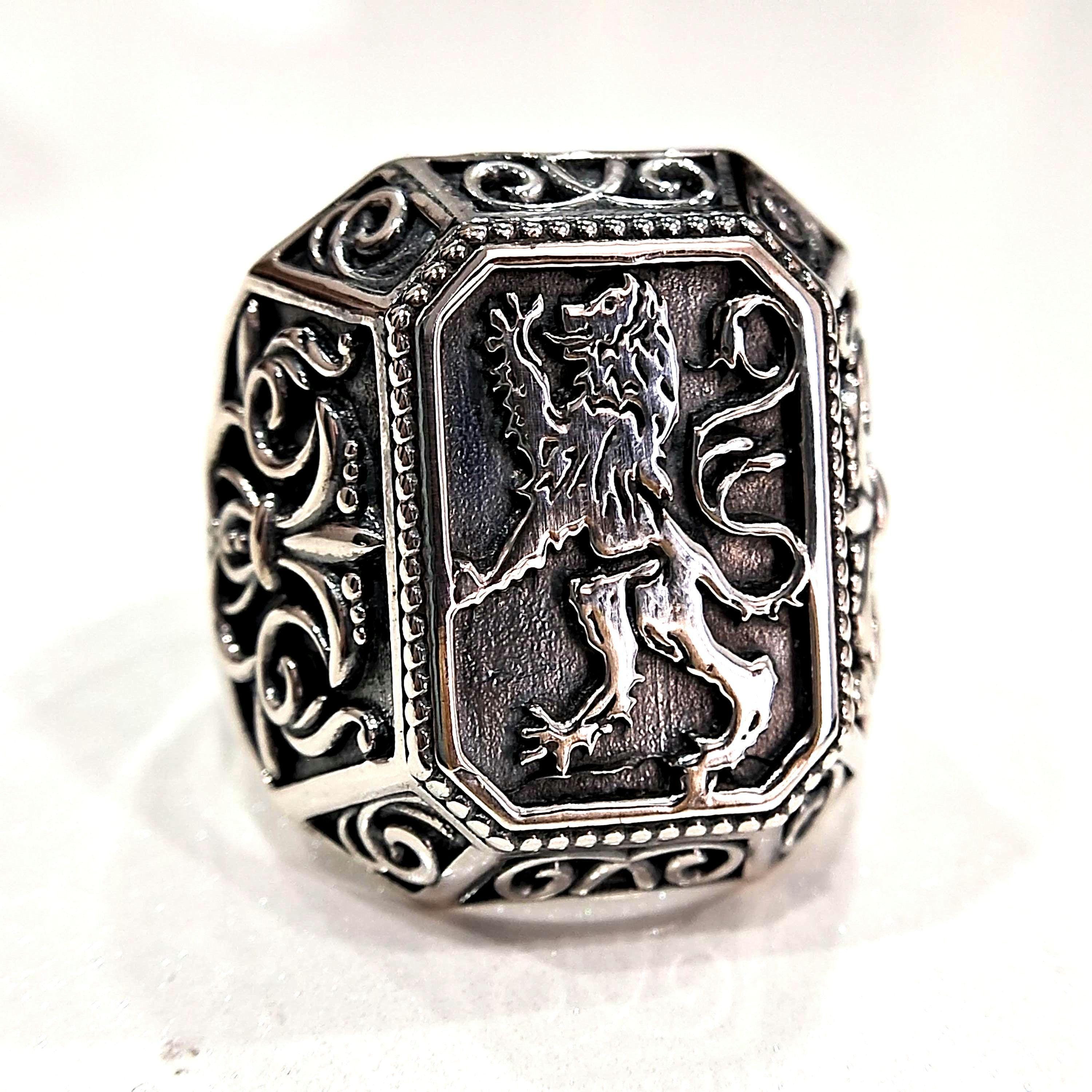 Mens Lion Ring