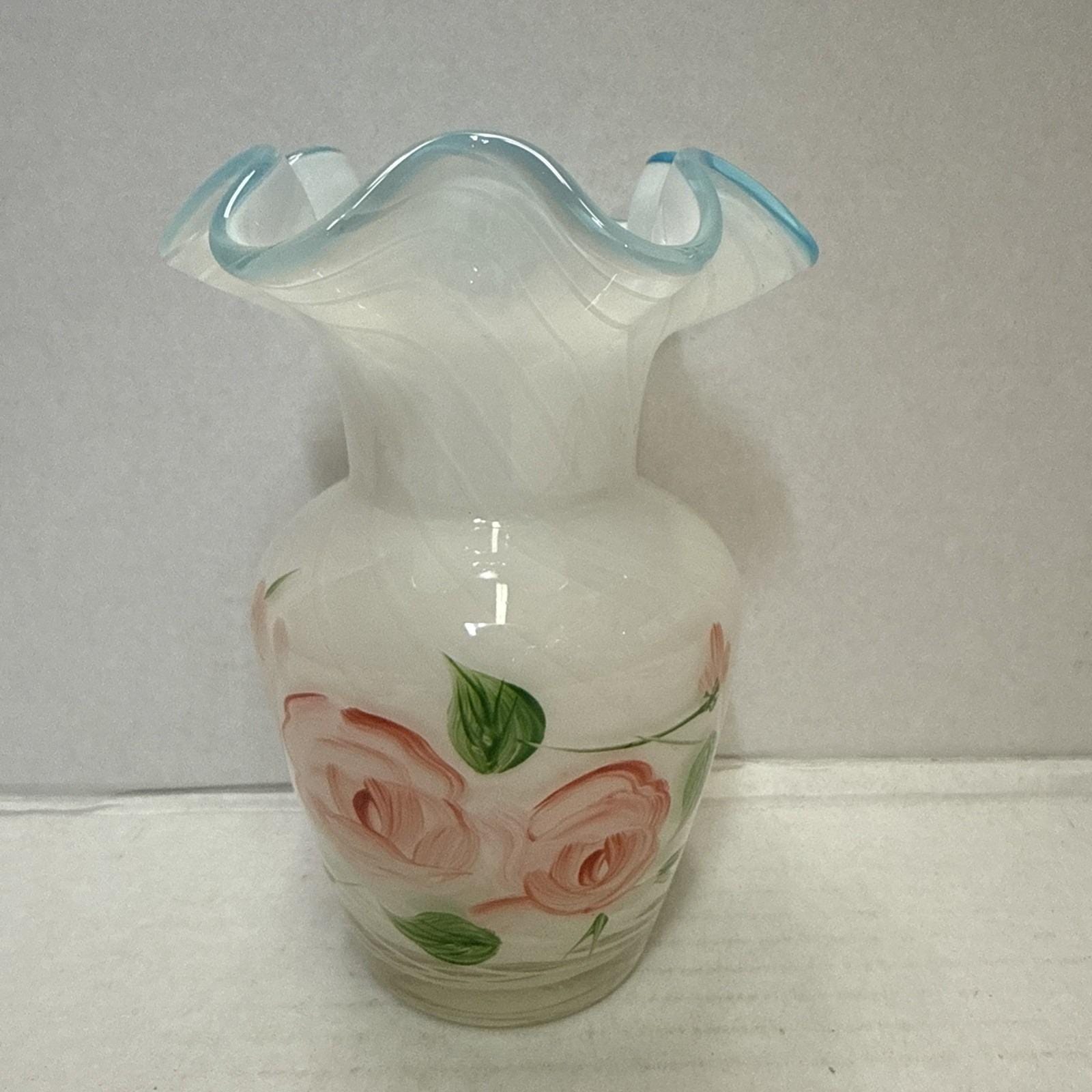 フェントン　アクアクレストファンフラワーベース&アクアクレスト　ソーサー Fenton Aqua Crest Ruffled Rim Basket – Salado Creek Antiques