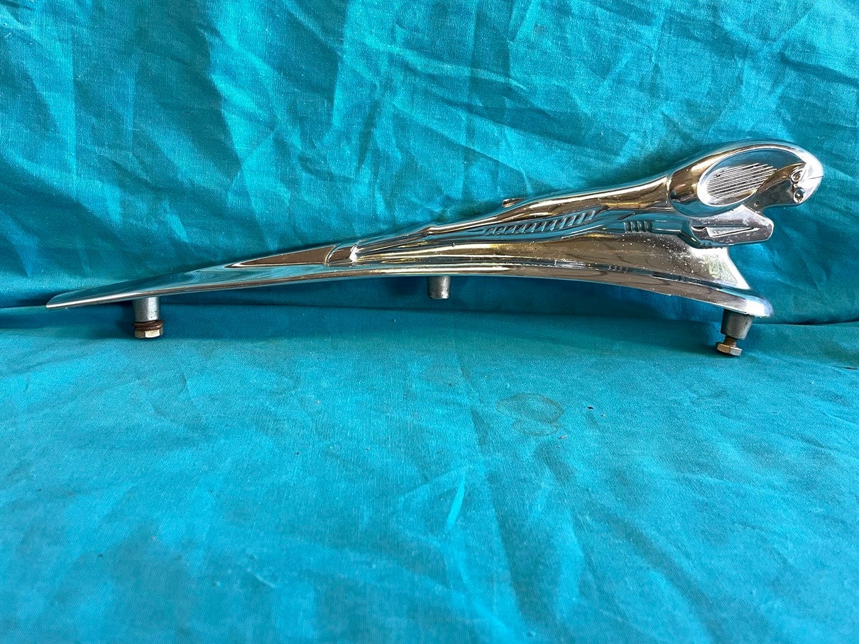 Nash Hood Ornament for sale Only 4 left at 60