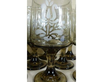 Pfaltzgraff Village Brown Etched 10 oz Glassware Goblet 5 7/8&quot; Set of Two