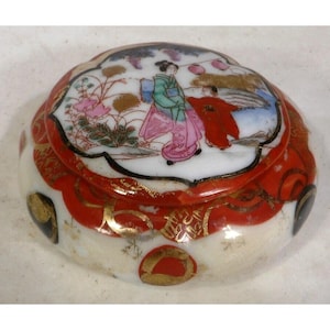 Japanese Trinket Box, Japan ceramics, Geisha Girl trinket / Cosmetics Jar