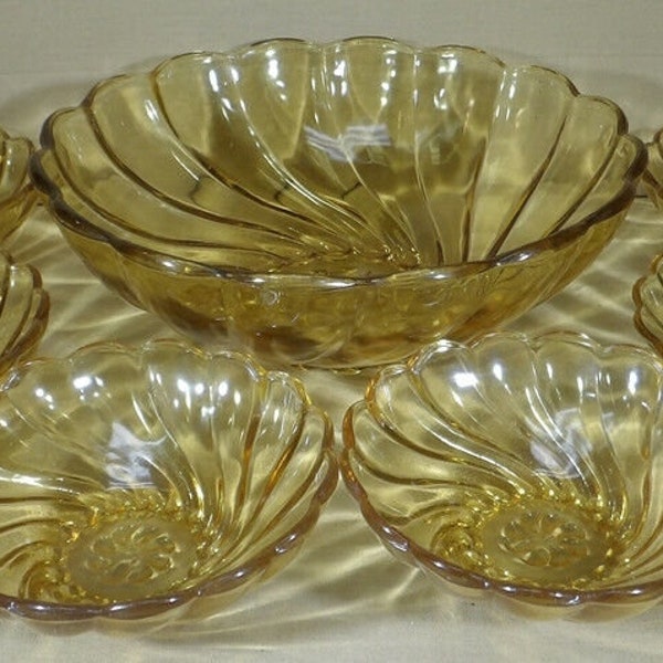Vintage 7 pc Hazel Atlas Yellow Amber Capri Seashell Swirl Glass Berry Bowl Set