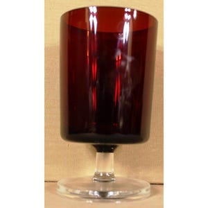 Cavalier Ruby Water Goblet By Cristal DArques-Durand 5&quot; Tall Red Glassware Elegant Design