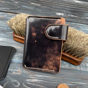 Cartera EDC de piel de cordobán con diseño de concha, cartera minimalista sencilla, cartera personalizada, cartera pequeña, cartera para tarjetas, cartera fina, cartera premium, tarjetero