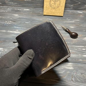 Cartera de cordobán con concha, cartera premium, cartera plegable, cartera personalizada, cartera plegable de cuero, cartera EDC, cartera segura, cartera linda, cartera minimalista de pared.