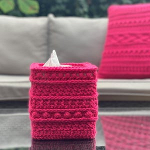 Patrón de crochet para funda de cojín y caja de pañuelos texturizada (pdf)