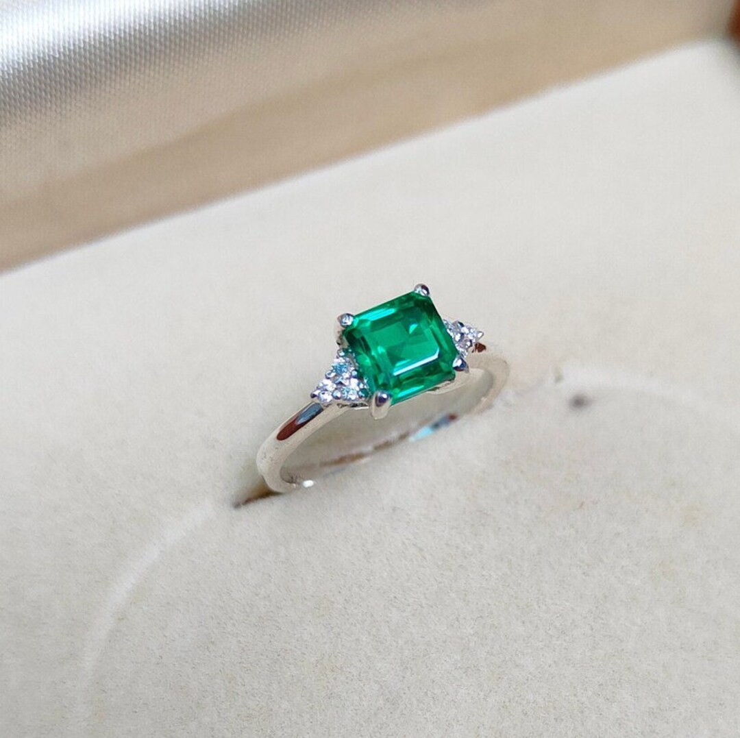 もも様取置ザンビア産 天然エメラルド ラボ ダイヤモンド リング シルバー指輪 オンライン アウトレットファッション - もも様取置ザンビア産 天然
