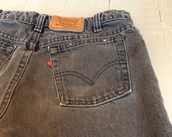 Vintage levi jean shorts