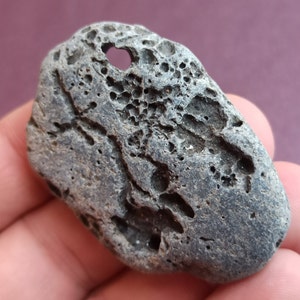 Piedra del Dios del Pollo, Piedra del Deseo Yin Yang, Piedra Irlandesa, Piedra de la Vejiga, Piedra Sagrada, Piedra Celta Antigua, Piedras de Odin, Amuleto, Mascota