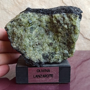 725 g de piedra cruda de olivino, cristal de olivino crudo, mineral de olivino crudo, cristal de olivino, piedra de olivino con cristales, olivino,