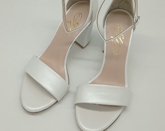 Custom  Wedding Block  Heels, Chunky Leather Heels, Wedding Block Sandals, Bridal Sandals,  Handmade  Bridal Heels, Pearl White Bridal heels