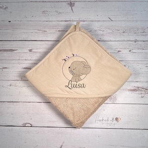 Kapuzenhandtuch mit Motiv und Namen bestickt | Handtuch personalisiert | Geschenk Baby | 75x75 cm | Babygeschenk