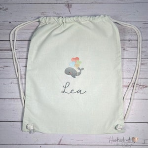 personalisierter Baumwollbeutel mit Motiv Wal und Herzballons bestickt | Turnbeutel mit Namen I Kindergarten Tasche I Wechselkleidung Schule