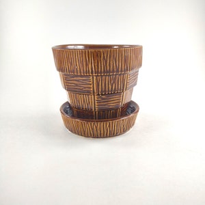 McCoy Pottery  4&quot; Brown Basket Weave Flower Pot  -