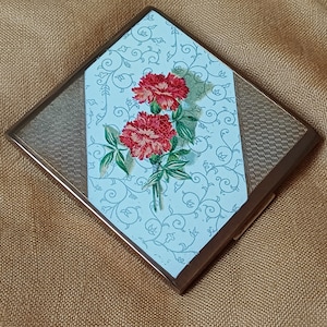 STRATTON Compact, Vintage Compact, Antique Compact, Floral Compact, Carnations, Makeup Compact, Powder Compact, 1940s, Gift for Her