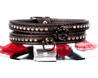 SiaLinda: collar real elk leather with kl. O-ring and rhinestones, black / black 14 mm wide