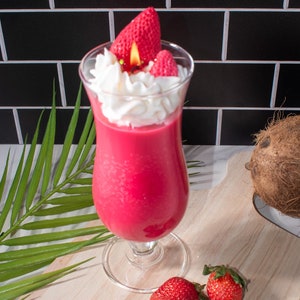 Erdbeer-Daiquiri-Kerze, Muttertagsgeschenk, Barwagen-Dekor, Barkeeper-Geschenk, realistische Kerze, Geburtstag für Mutter, tropische Geschenke
