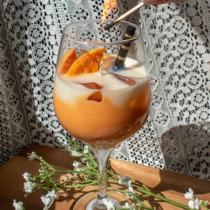 Aperol Spritz Kerze, Aperol Spritz, Barwagen Dekor, Geburtstagskerze, Zitrusduft, Aperol Spritz Bachelorette, Geschenke für Sie, Aperol