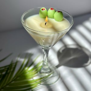 Vela de martini sucio, aroma a ginebra seca, vela de cera de soja, regalo para nuera, regalo para amantes del martini, vela de cóctel, vela para bebida alcohólica