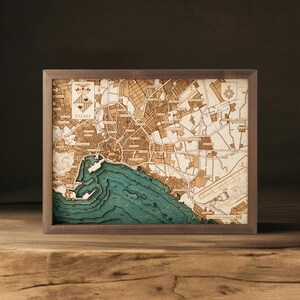 Palma de Mallorca 3D Wandkarte aus Naturholz in Handarbeit gefertigt. 40.5 x 30.5 cm.