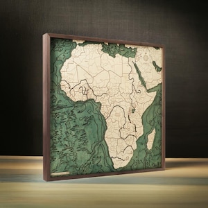 AFRIKA 3D Wandbild aus Naturholz in Handarbeit gefertigt. 76 x 76 cm.