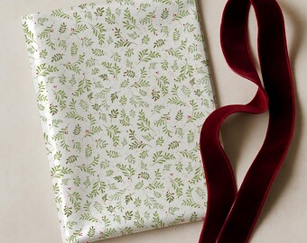 Wrapping Paper | Mistletoe | Set of 5 | Artist Designed