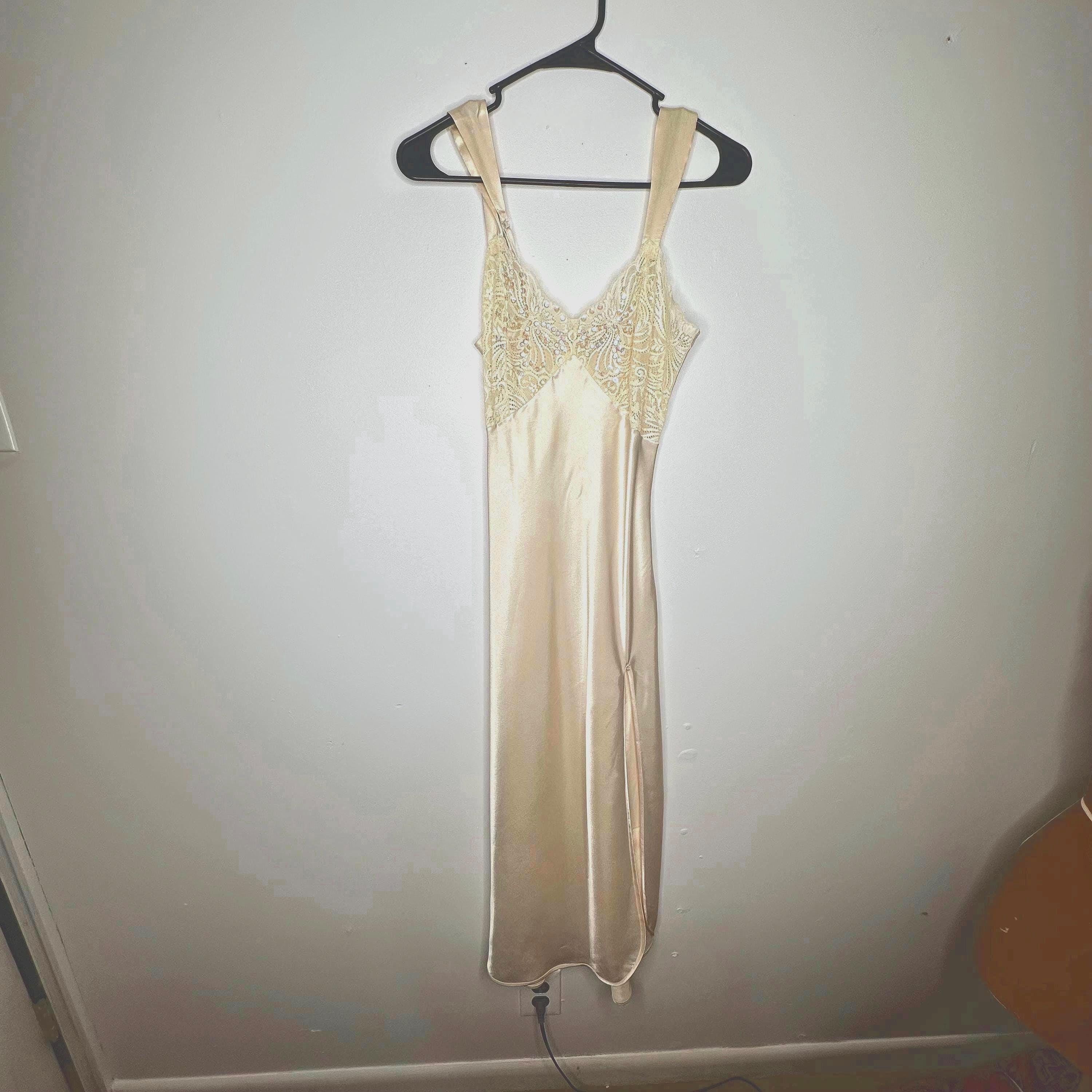 Slip da donna Victoria's Secret in nylon | Acquisti Online su Slip da donna Victoria's Secret in nylon | Acquisti Online su