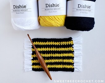 Sweet Bee Mug Rug (Crochet Pattern)