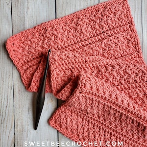 Sweet Suzy Crochet Hand Towel (Crochet Pattern)