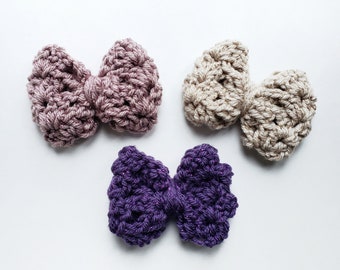 Crochet Iris Stitch Bow