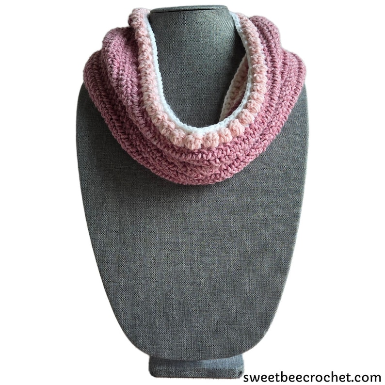 Bobble Edge Neck Warmer Crochet Pattern image 3