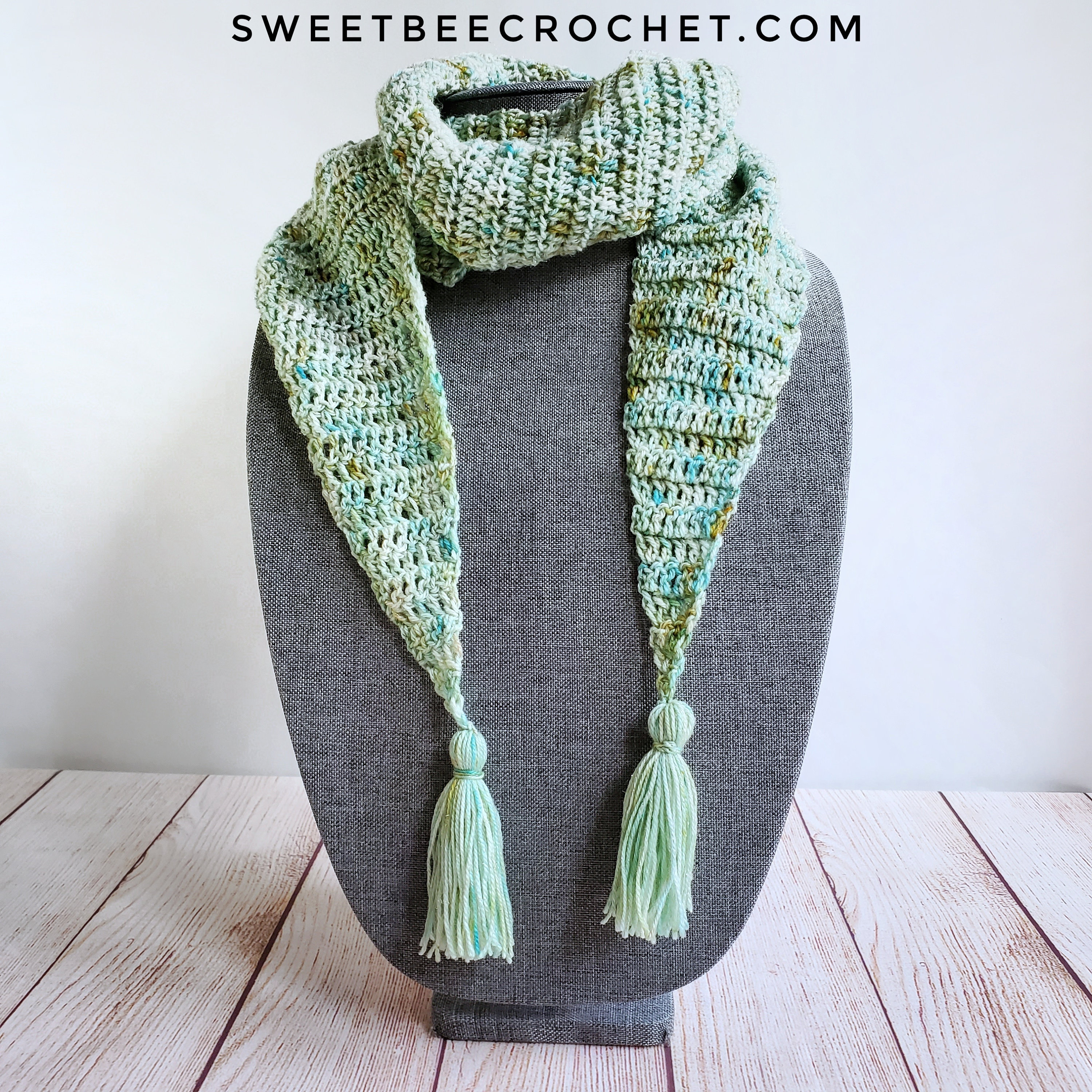 30 Crochet Scarf Ideas: Stylish Patterns for Skinny, Chunky, Cowl, and Wrap Looks 8 Simple Stitch Skinny Scarf Pattern