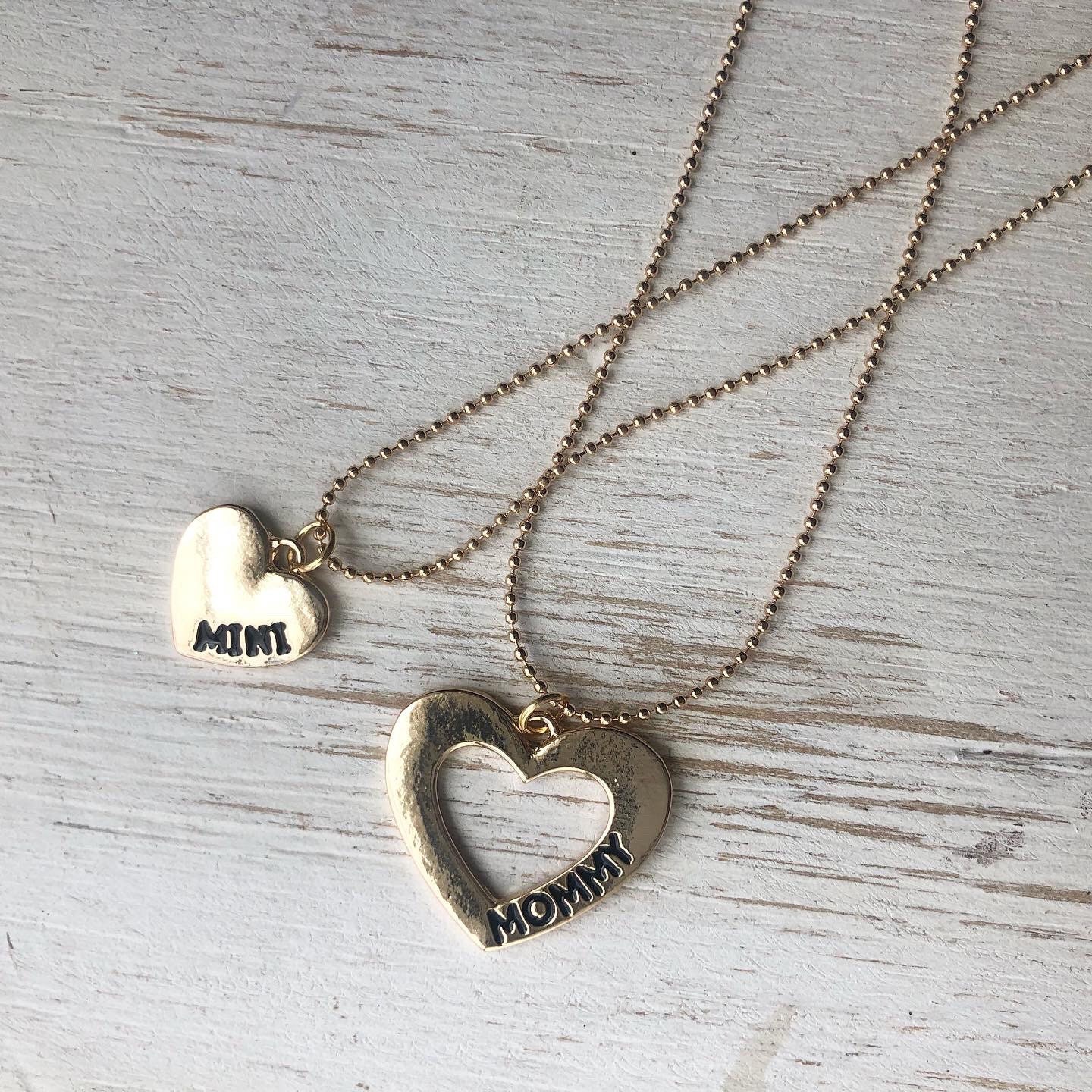 Mommys Girl Necklace - Etsy