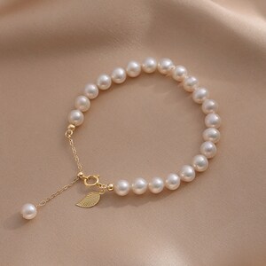 Dainty Pearl Bracelet for Women Lucky Healing Friendship - Etsy Canada