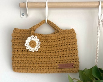 Woven Wood Texture Tote Bag with Daisy Flower Charm crochet pattern PDF file