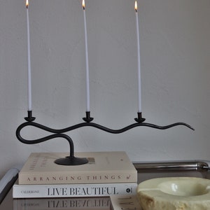 Brutalist Hysteria wrought iron metal wavy candlestick in spiral design 1989s France