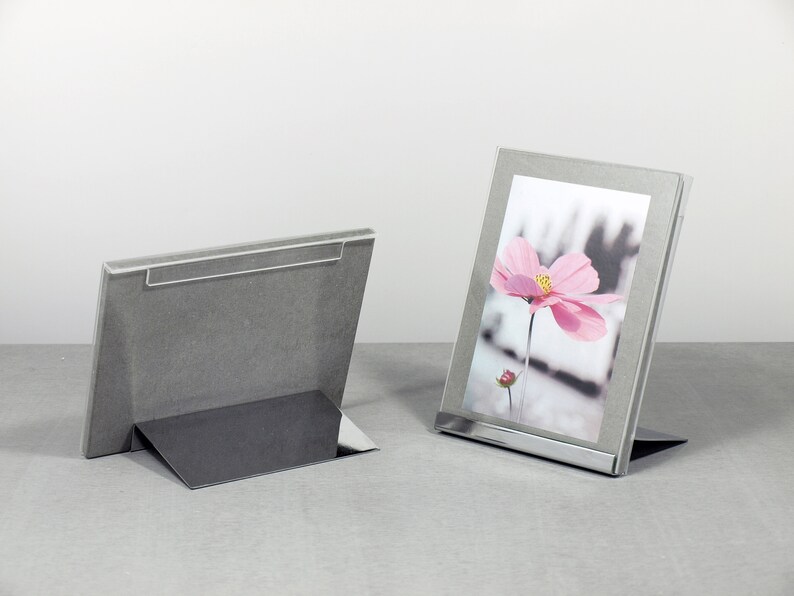 Picture Frames Made of Concrete Lightweight Picture Frame Fibre