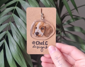 Llavero o pin personalizado con retrato de mascota hecho a mano / Plástico retráctil / Embalaje ecológico / Pequeña empresa
