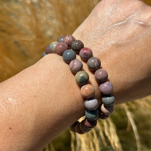 Alashan Agate Gemstone Bracelets (9mm)