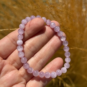 High-Quality Kunzite Gemstone Bracelet (6mm)